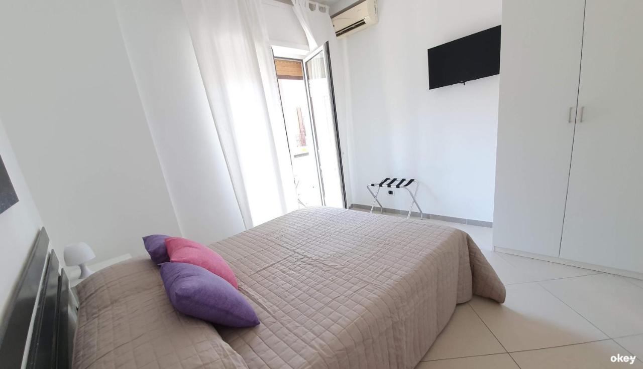 Casa Maria - Bari Centro Apartman Kültér fotó